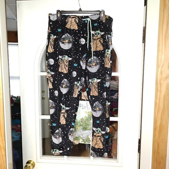 New Star Wars Black Yoda Soft Fleece Sleep Pants Size Women's XL - Picture 1 of 2